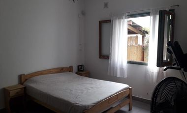 Casa en alquiler - 1 Dormitorio 1 Baño - Cochera - 180Mts2 - La Plata