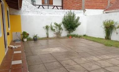 Casa en venta - 4 Dormitorios 2 Baños - Cochera - 140Mts2 - San Bernardo del Tuyú