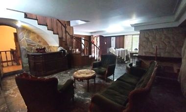 Casa de 7 ambientes en Vicente López