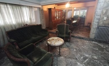Casa de 7 ambientes en Vicente López