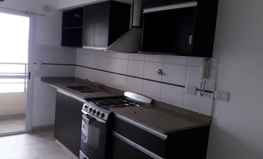 Departamento 2 ambientes con cochera a solo edia cuadrta de Av. Yrigoyen Banfield Oeste