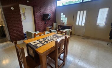 Venta Casa 4 Ambientes Con Departamento 3 Ambientes