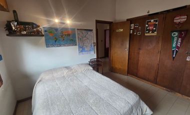 Venta Casa 4 Ambientes Con Departamento 3 Ambientes