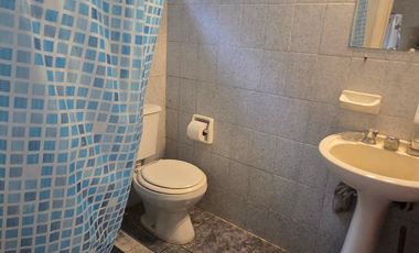 Venta Casa 4 Ambientes Con Departamento 3 Ambientes