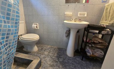 Venta Casa 4 Ambientes Con Departamento 3 Ambientes