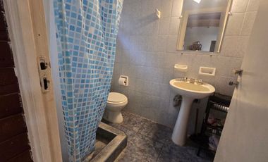 Venta Casa 4 Ambientes Con Departamento 3 Ambientes