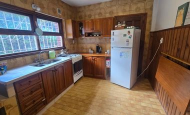 Venta Casa 4 Ambientes Con Departamento 3 Ambientes