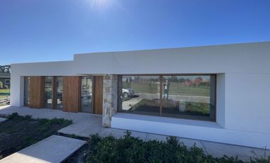 VENTA Casa de 4 ambientes a estrenar. Arenas Chico, Mar del Plata