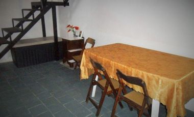 Casa en venta - 4 Dormitorios 2 Baños - Cochera - 240Mts2 - Valentín Alsina, Lanús