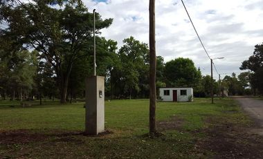 Lote en barrio parque La Arboleda