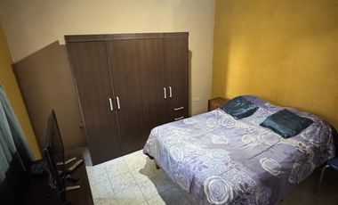 PH 2 hambientes con cochera propia en  lomas de zamora