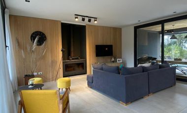 Departamento en venta - 3 Dormitorios 3 Baños - Pinamar