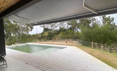 Departamento en venta - 3 Dormitorios 3 Baños - Pinamar