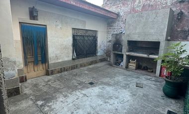 Casa en  San Lorenzo al 500 - Sarandi venta