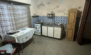 Casa en  San Lorenzo al 500 - Sarandi venta