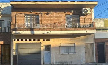 Casa en  San Lorenzo al 500 - Sarandi venta
