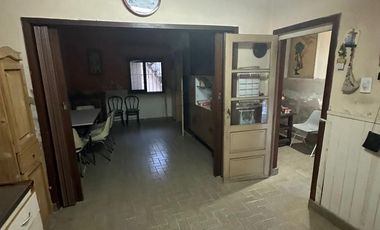 Casa en  San Lorenzo al 500 - Sarandi venta