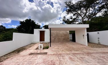 CASA EN VENTA EN PRIVADA EN DZITYA