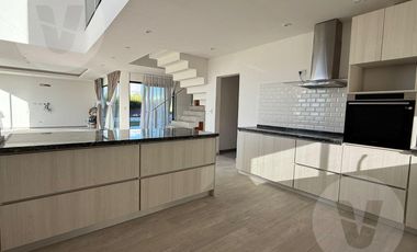 Casa en venta - Barrio Lagos de Canning