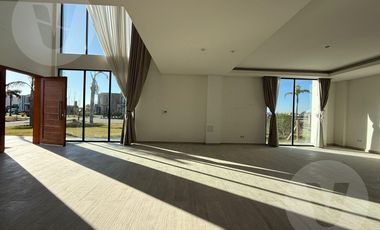 Casa en venta - Barrio Lagos de Canning