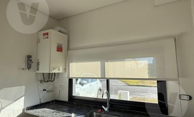 Casa en venta - Barrio Lagos de Canning