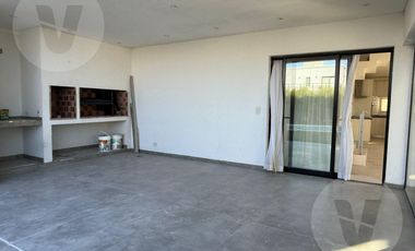 Casa en venta - Barrio Lagos de Canning