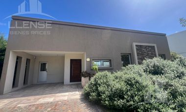 Casa 4 ambientes en alquiler - Fincas de Hudson