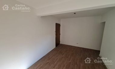 Depto. 2 Amb. al Contrafrente, 1º Piso por Escalera