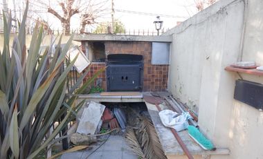 Chalet en Turdera con 3 dormitorios y un lote de 18 x 40 m - APTO CRÉDITO