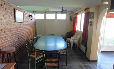 Chalet en Turdera con 3 dormitorios y un lote de 18 x 40 m - APTO CRÉDITO