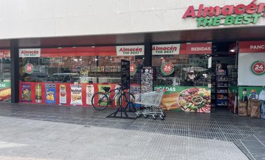 Local en  complejo Via Vento Canning