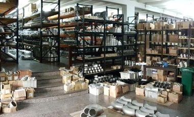 Rolon 2300 Excelente Inmueble ideal Depósito/Oficinas/Salon de fiestas 1200mts cub   400 descub