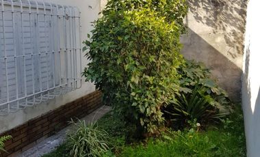 PH en venta - 1 Dormitorio 1 Baño - 300Mts2 - Temperley