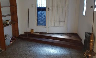 PH en venta - 1 Dormitorio 1 Baño - 300Mts2 - Temperley