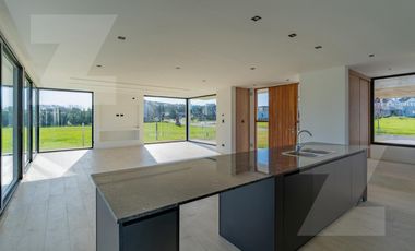 Casa moderna a estrenar Rumencó Joven