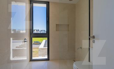 Casa moderna a estrenar Rumencó Joven