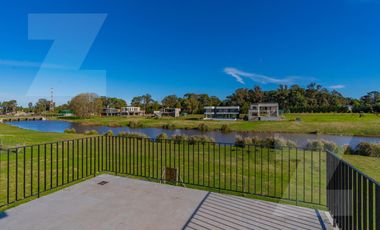 Casa moderna a estrenar Rumencó Joven