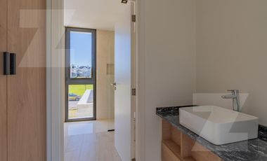 Casa moderna a estrenar Rumencó Joven