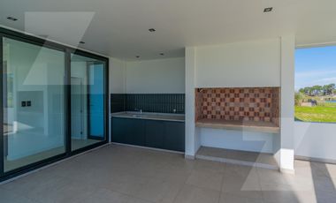 Casa moderna a estrenar Rumencó Joven