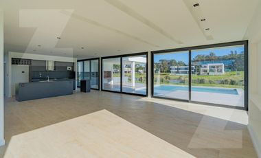 Casa moderna a estrenar Rumencó Joven