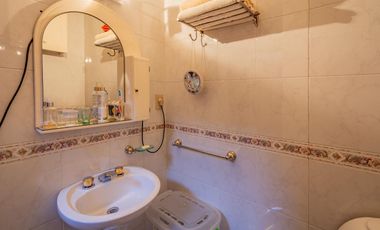 Casa en venta 5 amb con cochera y jardin - Caballito