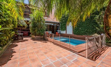 Casa en venta 5 amb con cochera y jardin - Caballito