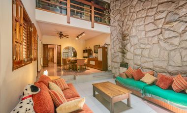 Casa en venta 5 amb con cochera y jardin - Caballito