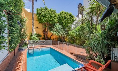 Casa en venta 5 amb con cochera y jardin - Caballito