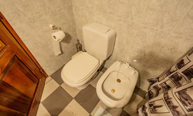 Casa en venta 5 amb con cochera y jardin - Caballito