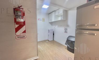 Alquiler Impecable Local comercial con Oficinas en el Centro