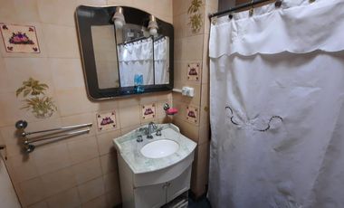 Casa en venta - 4 Dormitorios 2 Baños - Cochera - 187Mts2 - 9 De Julio