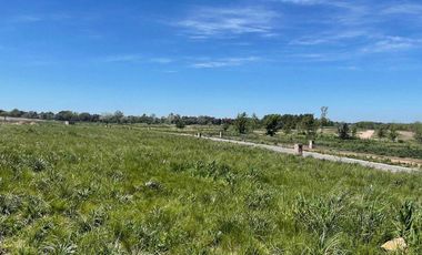 Lote en Tilbury 1 Pilara