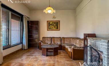 Casa en  Pacheco con gran lote!