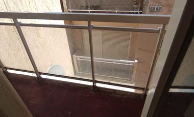 Departamento en venta - 2 Dormitorios 1 Baño - 43Mts2 - Miramar